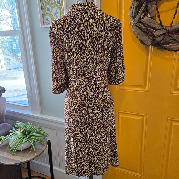 Liz Claiborne size 14 Stretch Flattering Belted Women's Dress Brown Green - Picture 3 of 4